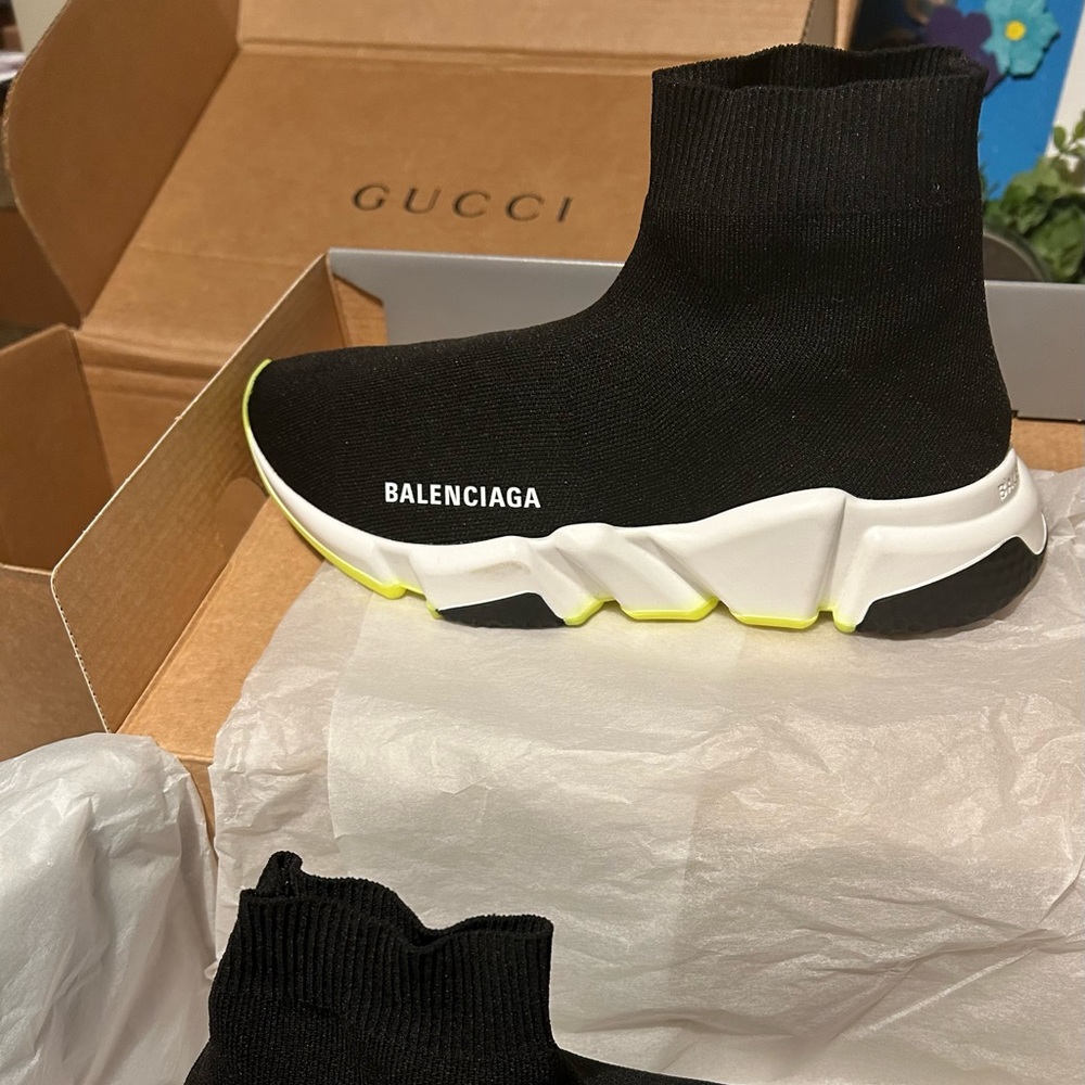 Balenciaga Women’s Knit Sneakers!